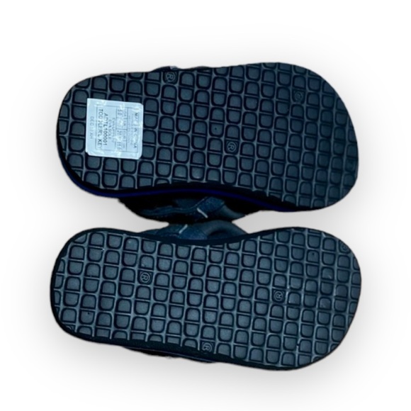 DC toddler flip flops / sandals. NWT - Picture 3 of 5